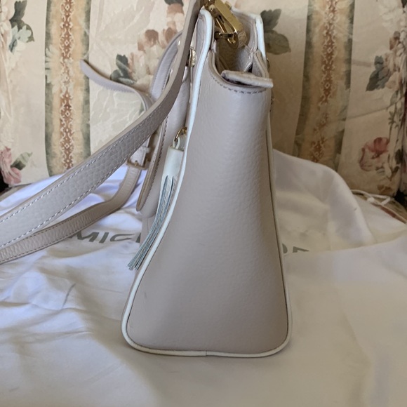 Kate Spade Crossbody with Matching Long Wallet - Picture 4 of 10